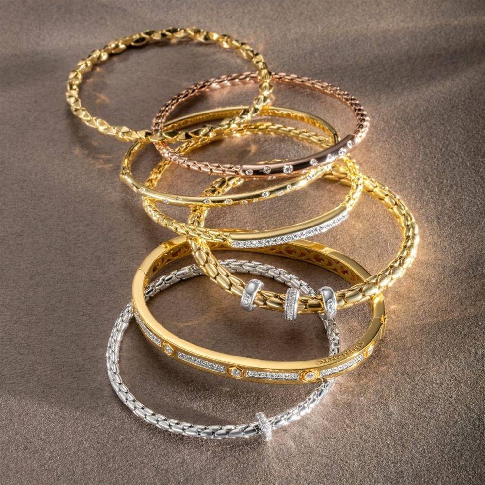 Chimento flexible gold jewelry