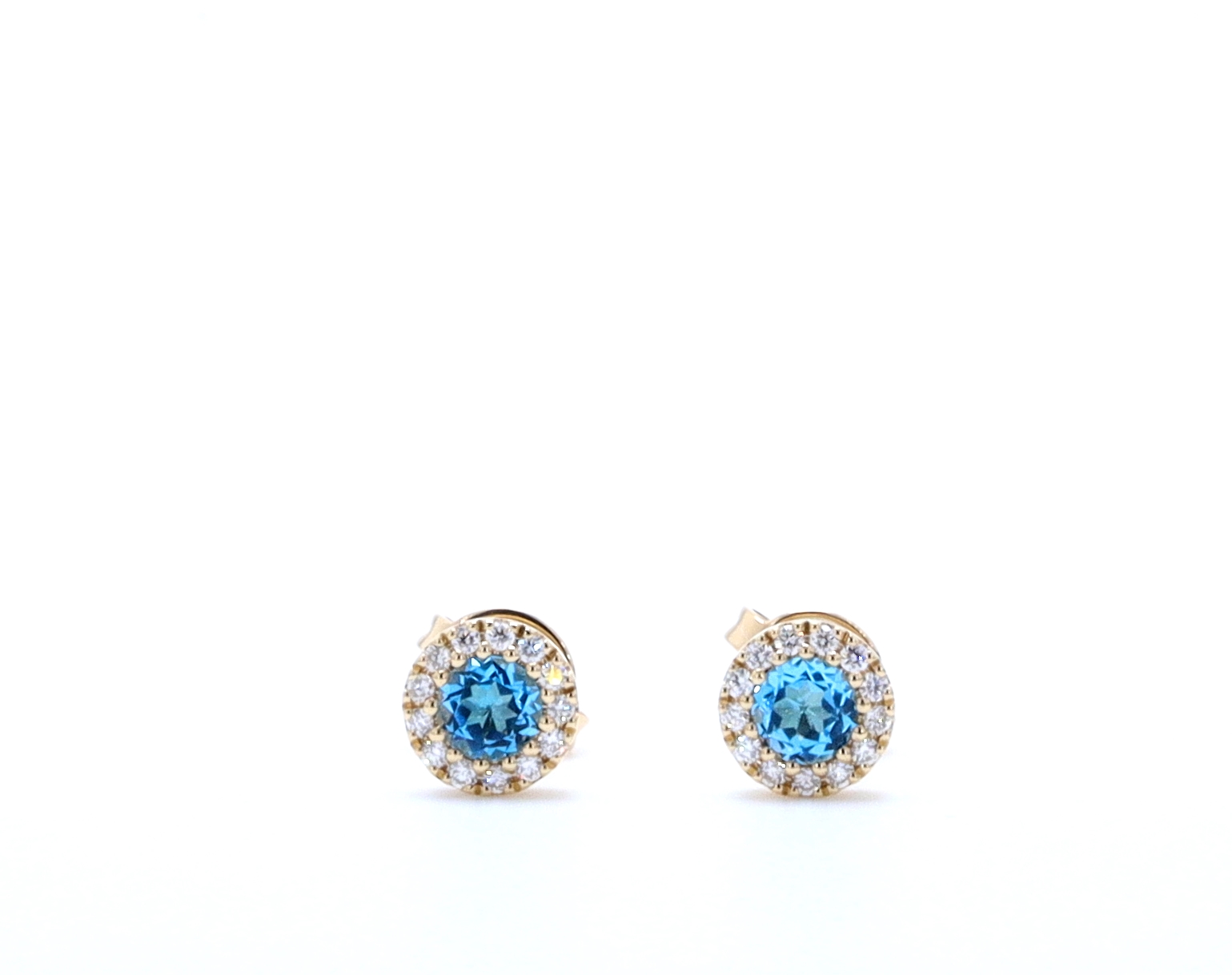 https://www.arthursjewelers.com/content/images/thumbs/Original/E5276BT_2-205033043.jpg