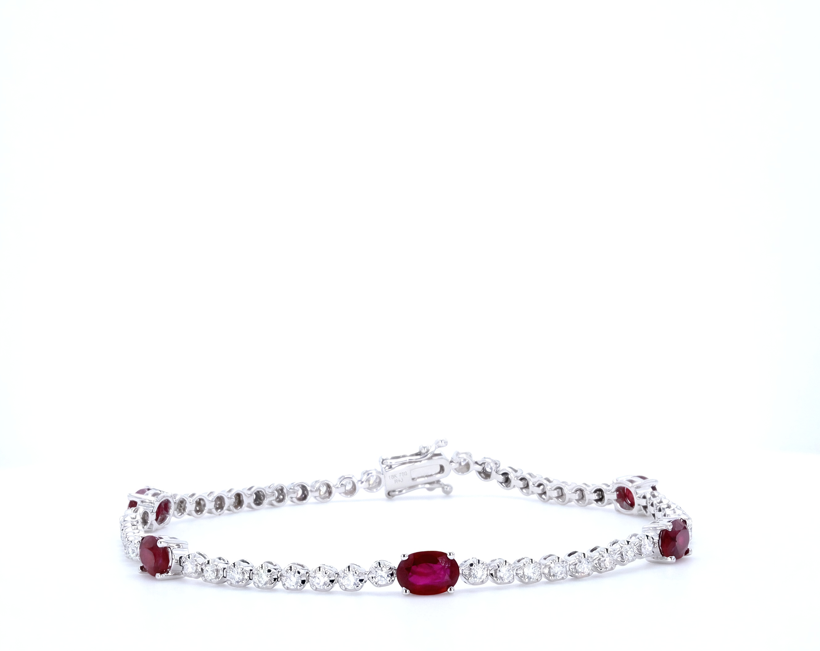 https://www.arthursjewelers.com/content/images/thumbs/Original/MB1047-RB-18K_1-204050870.jpg