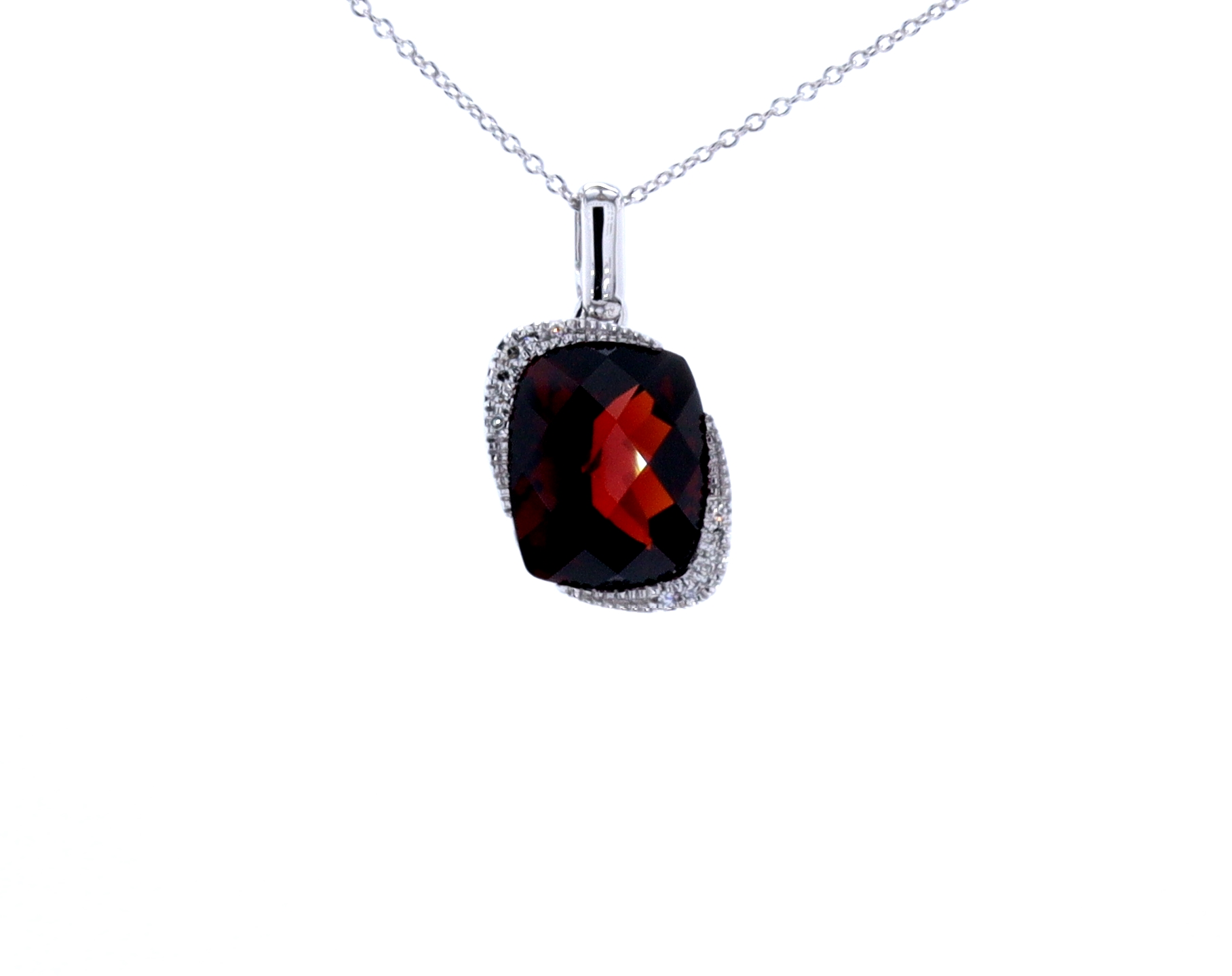 https://www.arthursjewelers.com/content/images/thumbs/Original/P24789-18GNWN-205033113.jpg