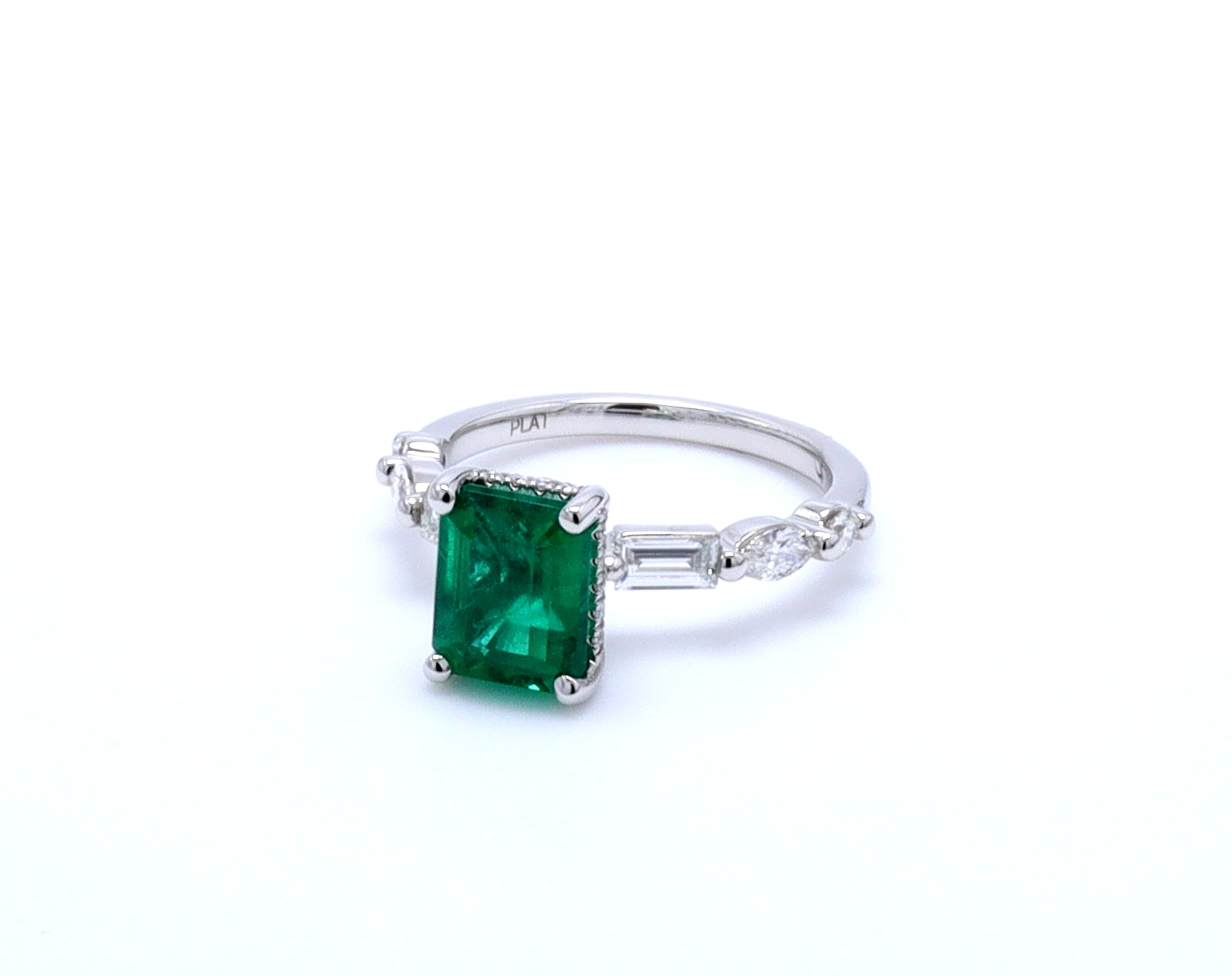 https://www.arthursjewelers.com/content/images/thumbs/Original/RF186_1-205406252.jpg