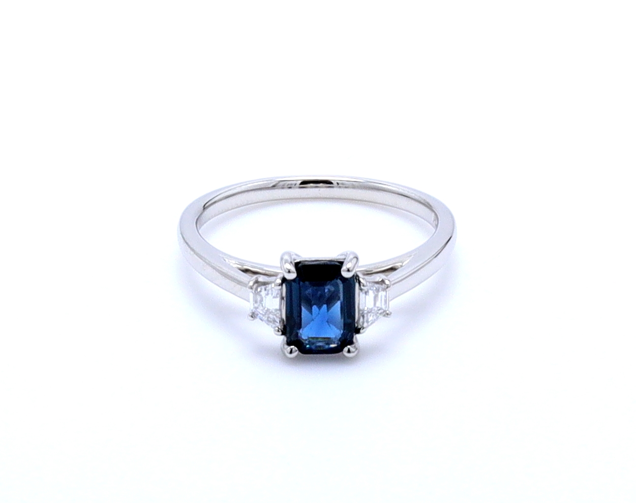 https://www.arthursjewelers.com/content/images/thumbs/Original/RF324_2-205406267.jpg