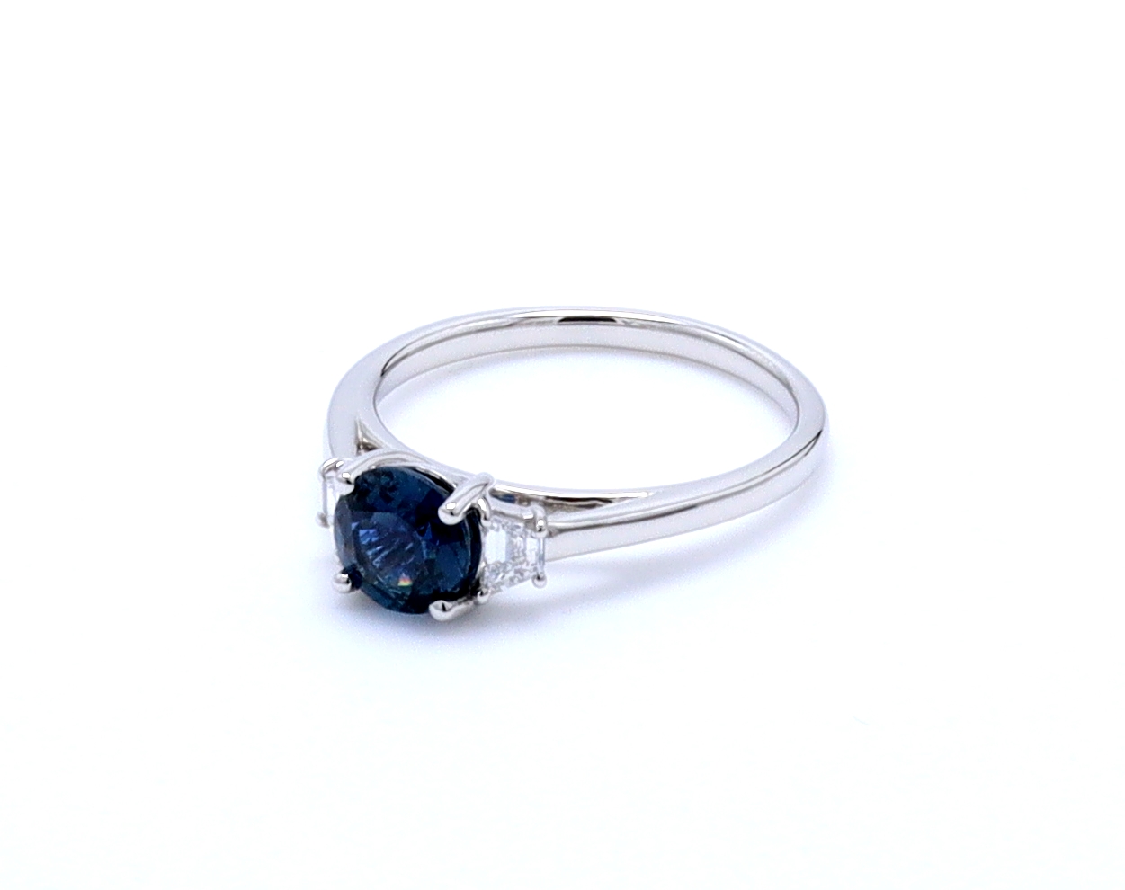 https://www.arthursjewelers.com/content/images/thumbs/Original/RF327_1-205406269.jpg