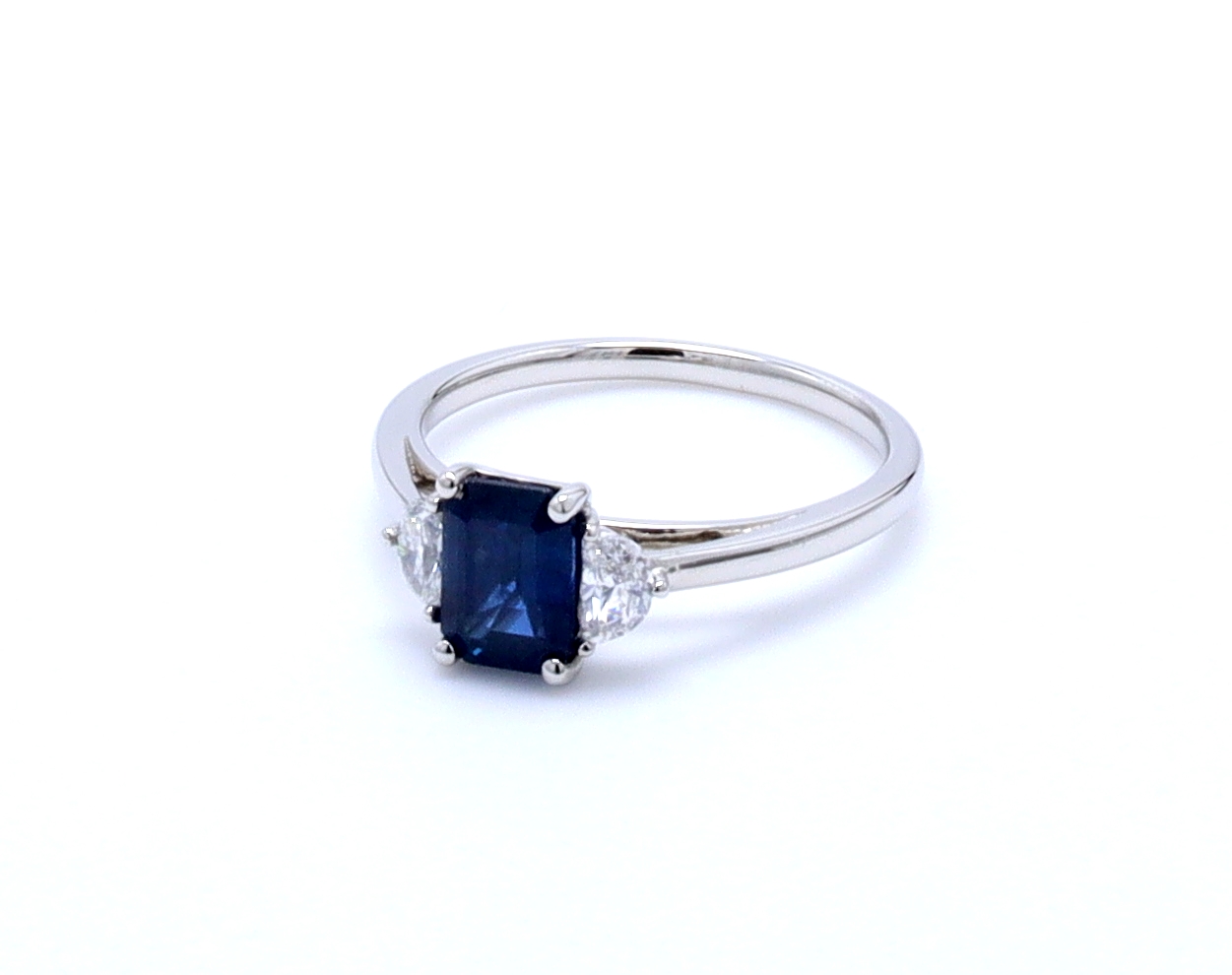 https://www.arthursjewelers.com/content/images/thumbs/Original/RF329-205406270.jpg