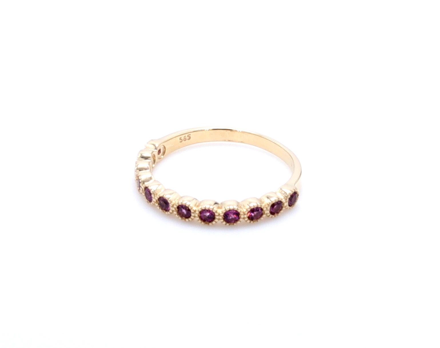 https://www.arthursjewelers.com/content/images/thumbs/Original/S1-AM-Y-204604685.jpg