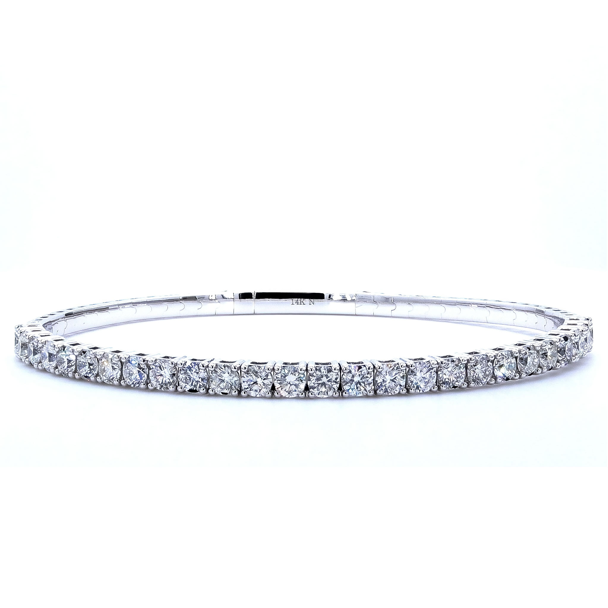 https://www.arthursjewelers.com/content/images/thumbs/Original/TDW-10576-205032945.jpg