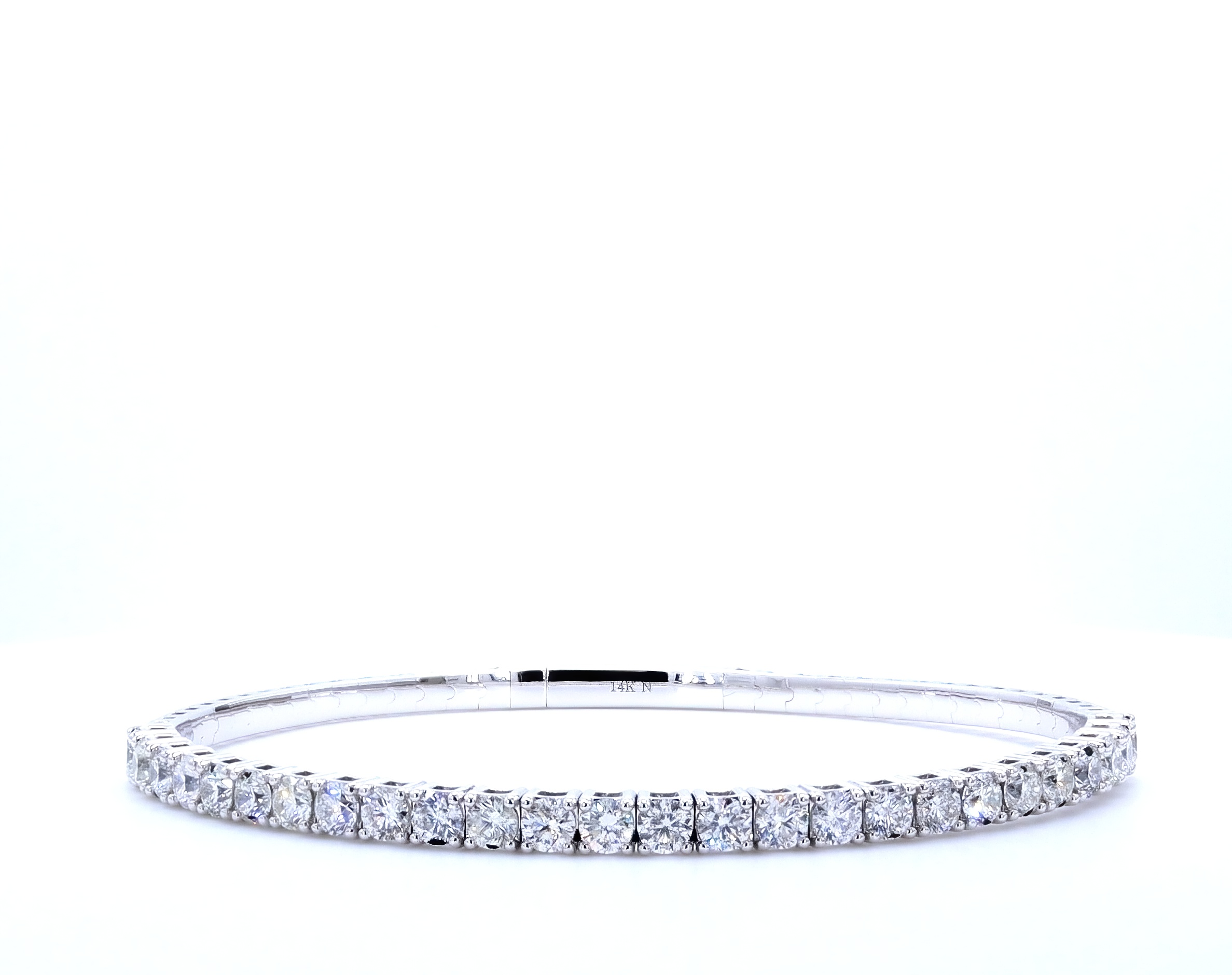 https://www.arthursjewelers.com/content/images/thumbs/Original/TDW-10576_1-205032945.jpg