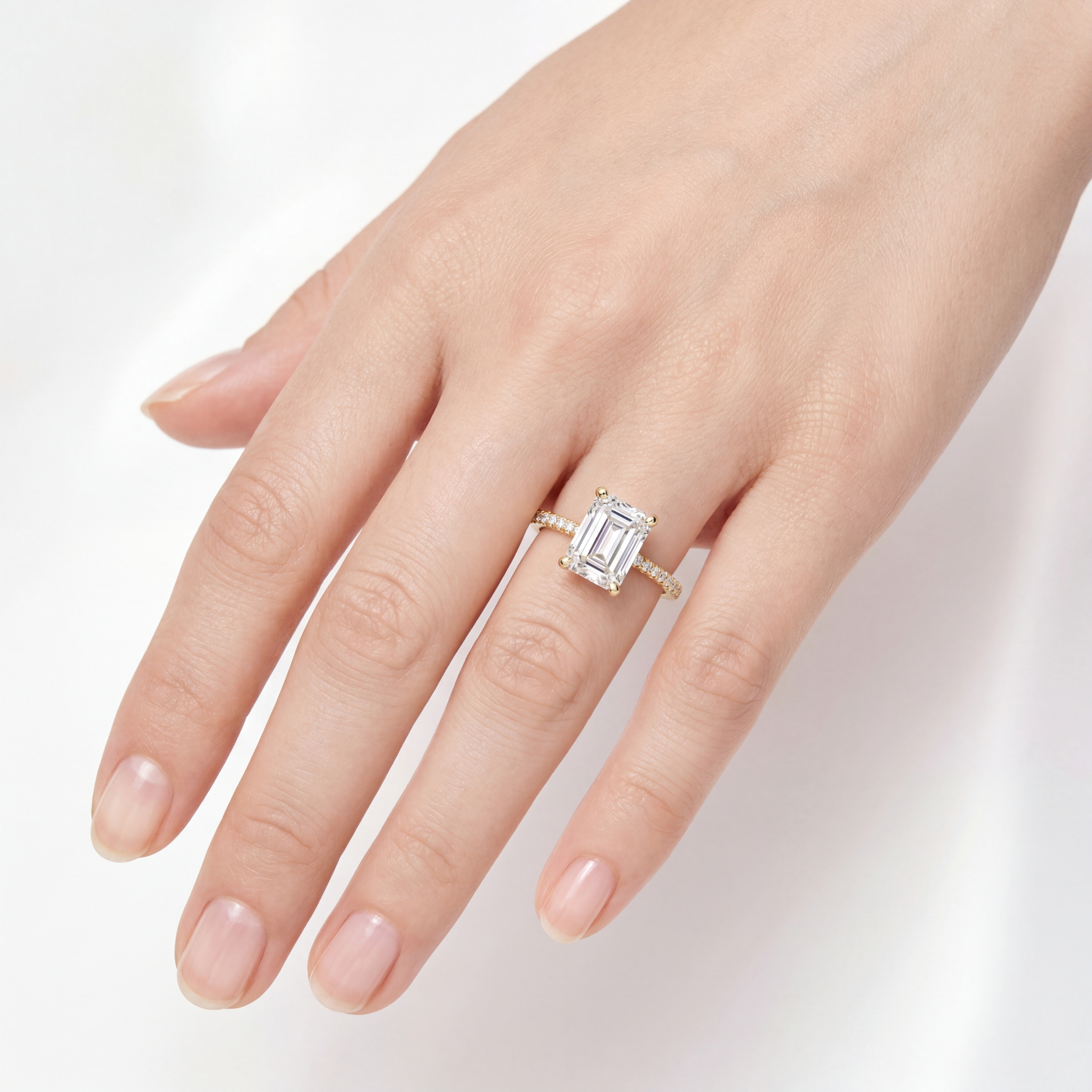 https://www.arthursjewelers.com/content/images/thumbs/Original/beec60894pa-fya-se60_15-204334896.png