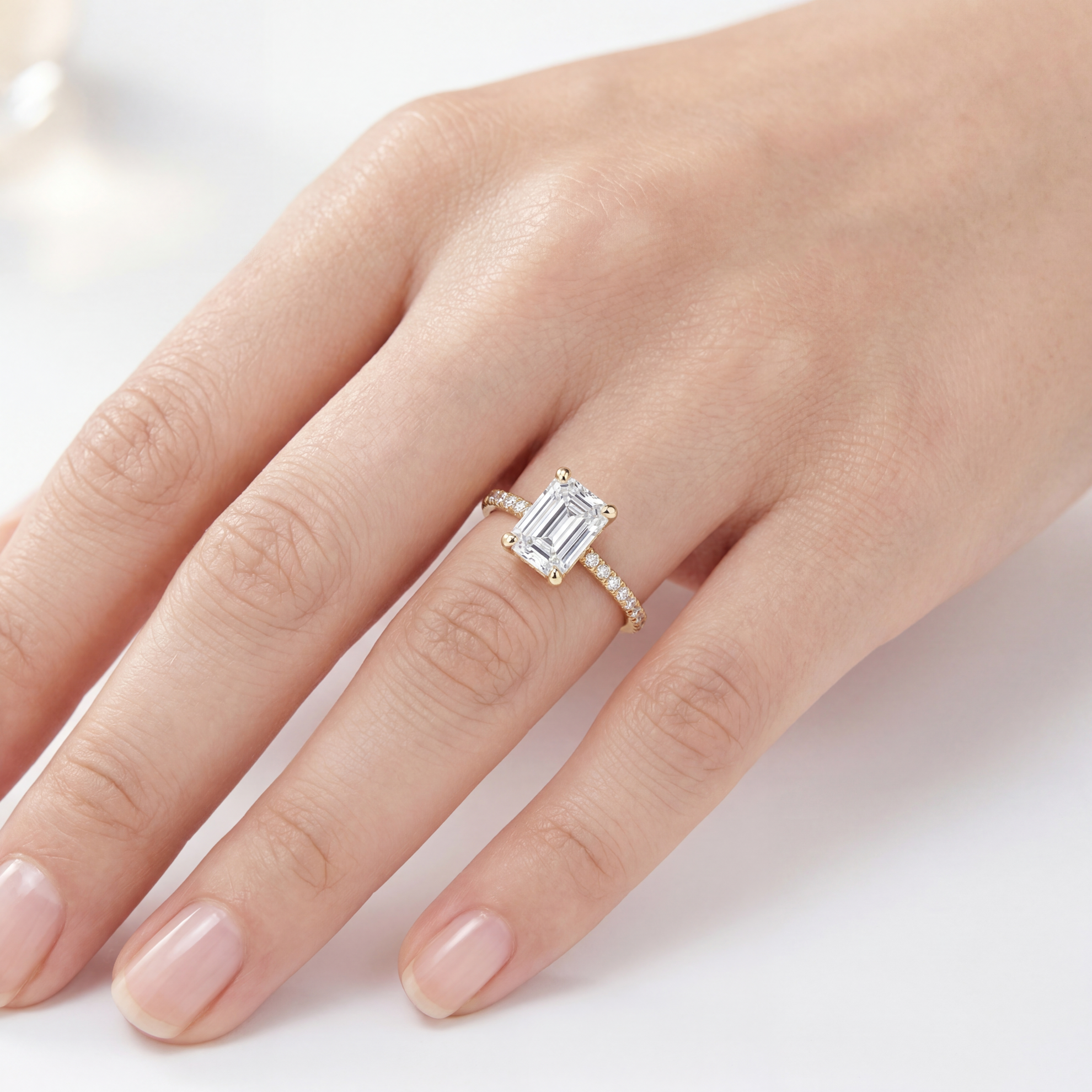 https://www.arthursjewelers.com/content/images/thumbs/Original/beec61220ki-fya-se60_16-204334898.png