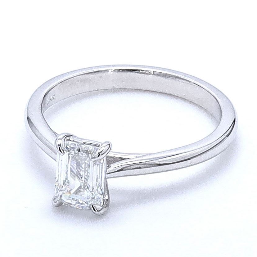https://www.arthursjewelers.com/content/images/thumbs/Original/labr-00526_4-204533883.jpeg