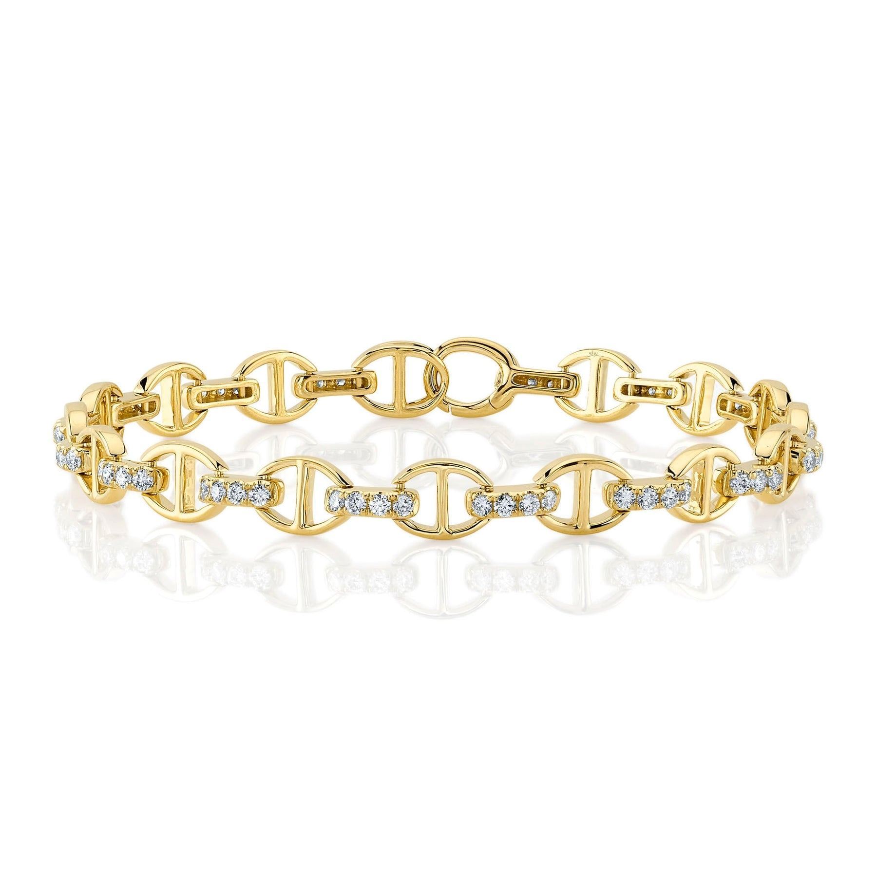 https://www.arthursjewelers.com/content/images/thumbs/Original/sc55024128-205406354.jpeg